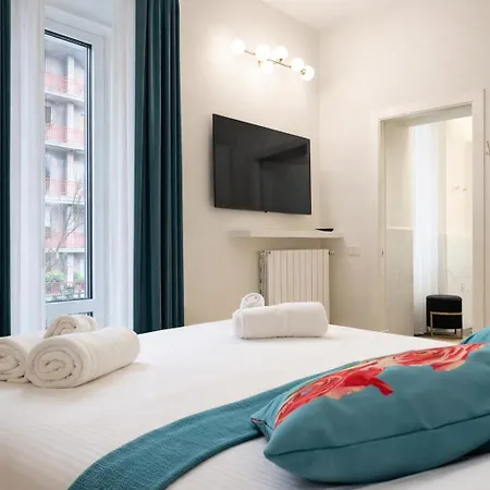 Black Lux 2br In Close To Navigli 米兰