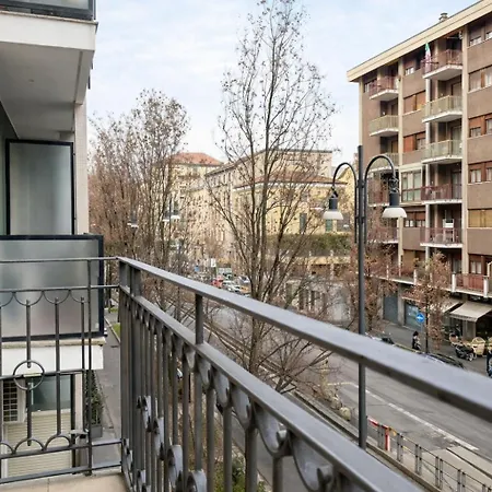 Black Lux 2br In Close To Navigli 公寓 米兰